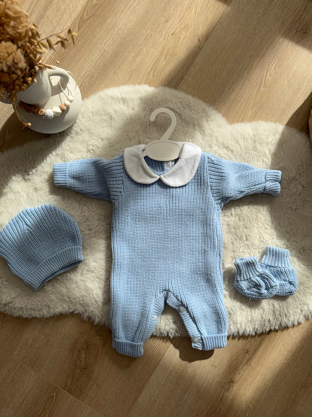Tenue de Naissance 3 pièces en Maille Personnalisée – Élégance à la Jacadi