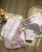 Pack Naissance Complet – Doudou + Plaid + Protège Carnet de Santé + Gigoteuse Personnalisés